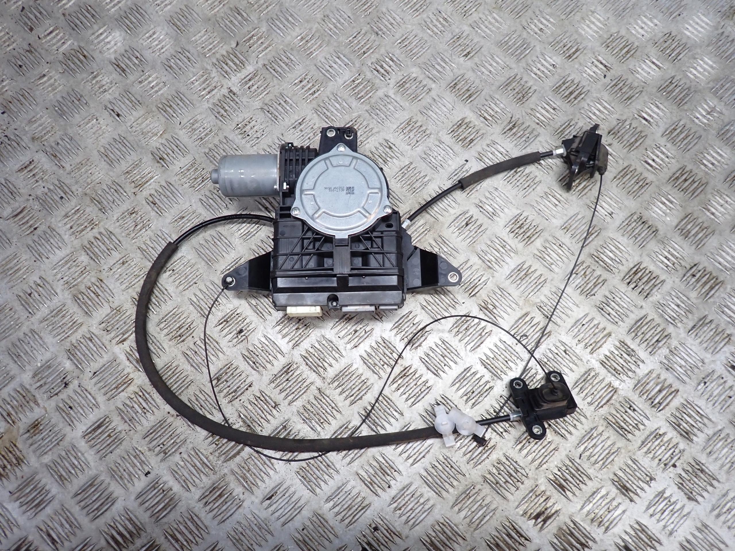 23215F 0506 - Механізм Задніх Дверей Honda Odyssey 11