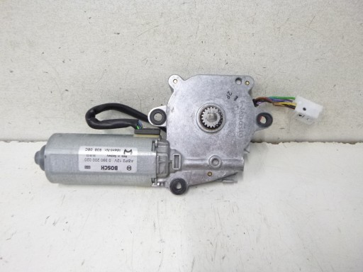 2038203242 - Мотор люка Mercedes W203 Coupe 02