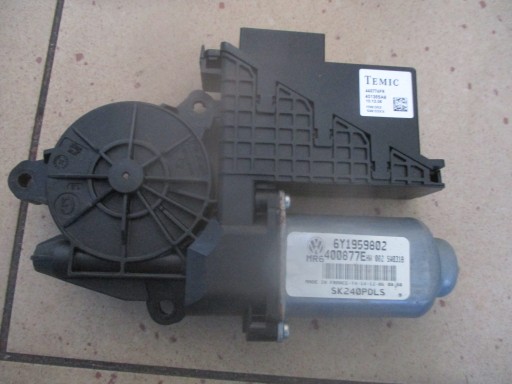 6Y1959802 - Передний правый стеклоподъемник Fabia