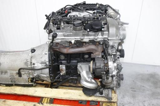 A2129067501 A2129067401 - MERCEDES C W204 динамические светодиодные индикаторы