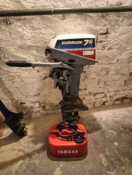 Лодочный двигатель Evinrude Yamaha Mercury мощностью 7,5 л.с.