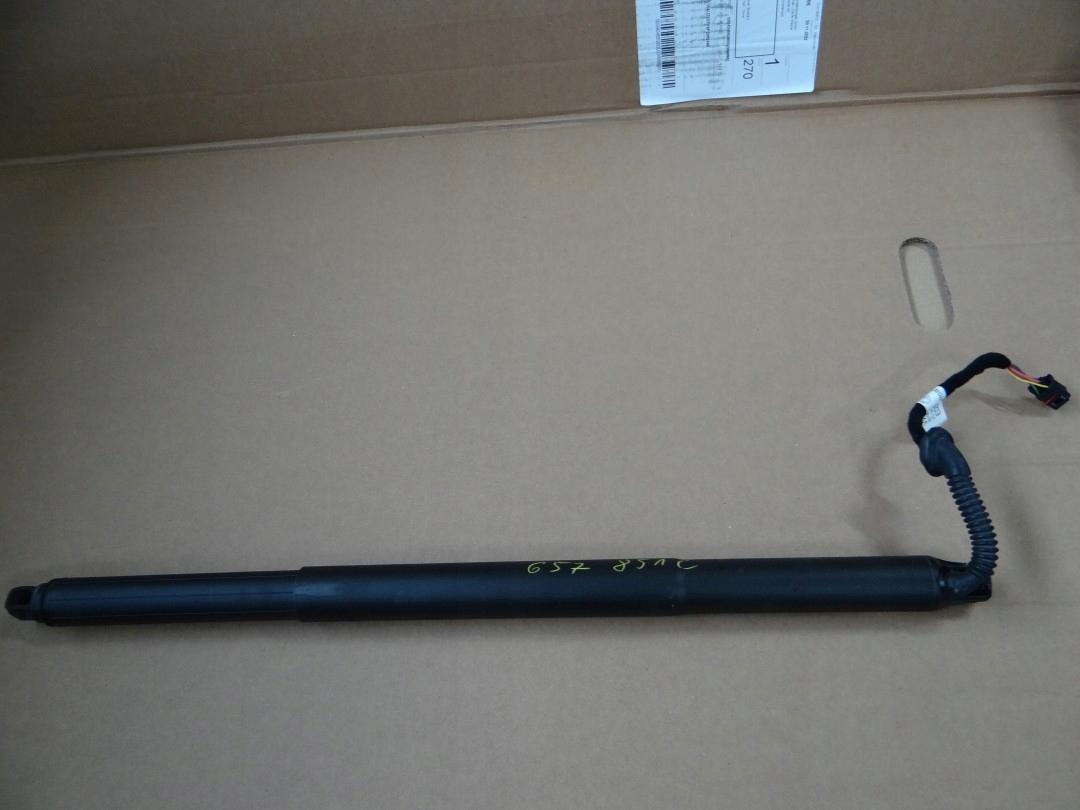 Привід Ел. Люки 657827851c Skoda Scala