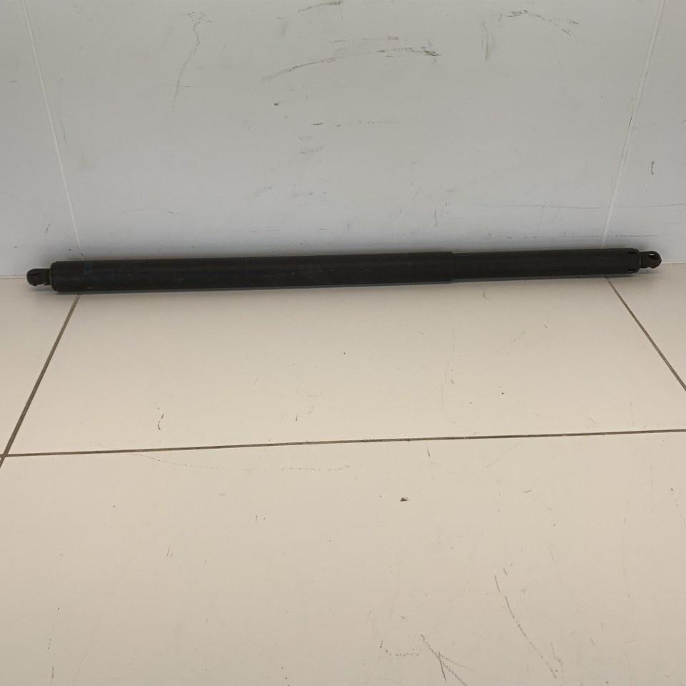 A1179800564 - Привод багажника MERCEDES CLA 117 LIFT 18R