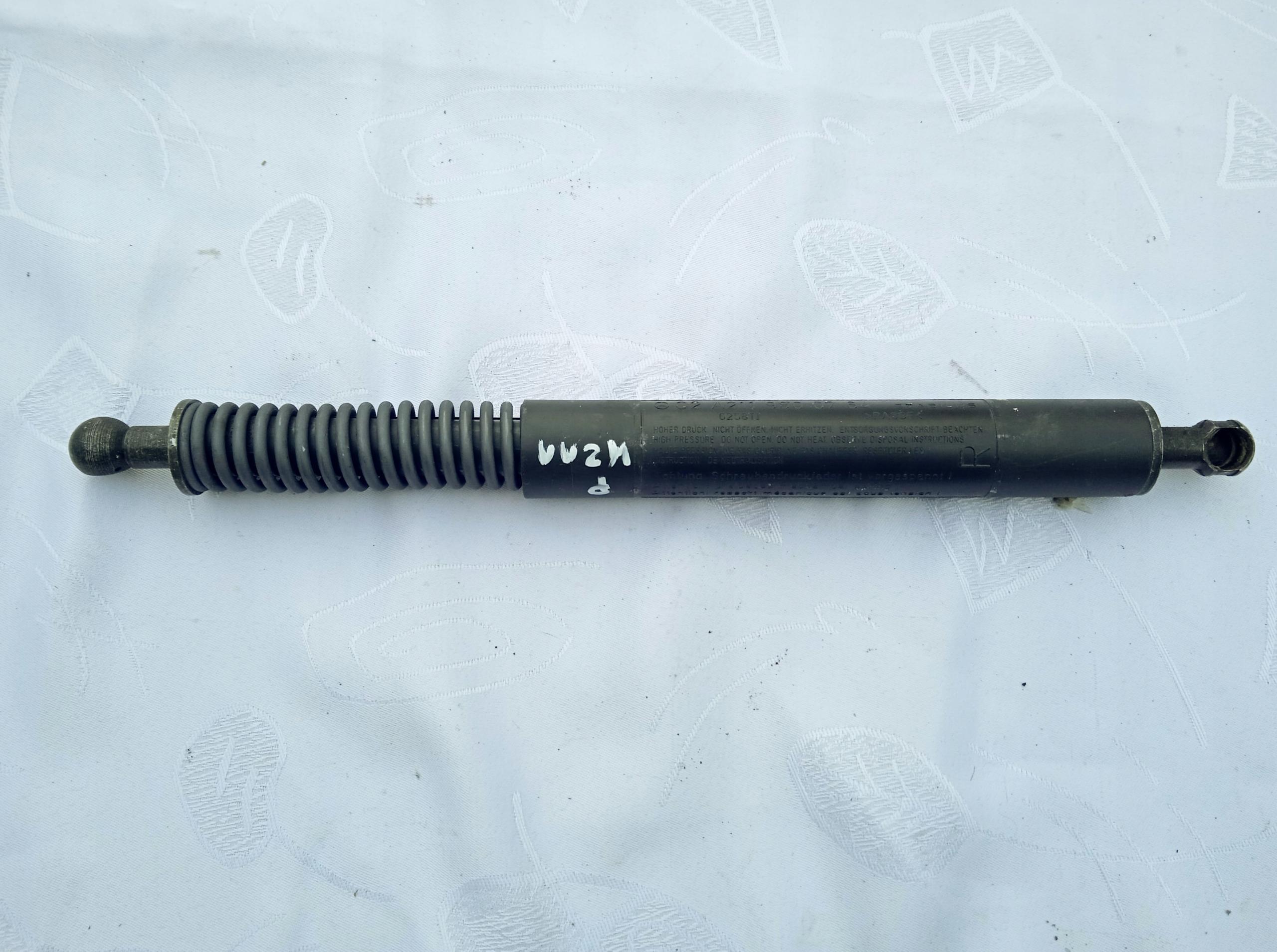 A2119800764 - Привід закрилка задній правий Stabilus MERCEDES W211