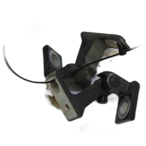 Skoda Fabia III дверна петля права 8k0831402k