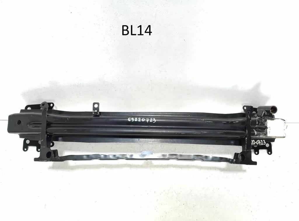 69220723 - Skoda Octavia II SCOUT 04-13 бампер передний
