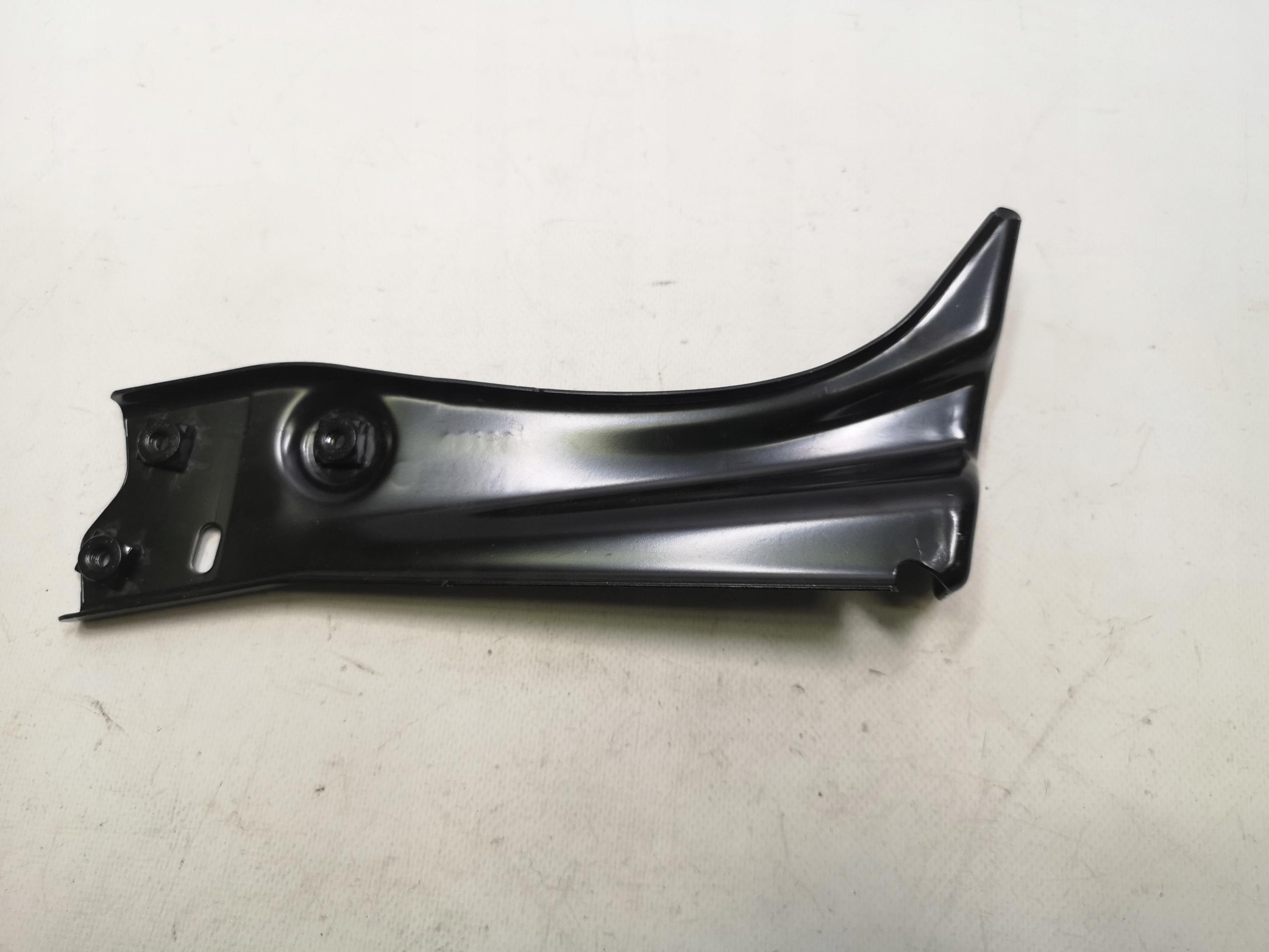 5E0821142A - Skoda Octavia III 3 FL 18-крепление крыла OEM