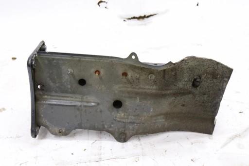 1218021010, 12180-21010 - Крышка заливной горловины Toyota Prius 2001 года