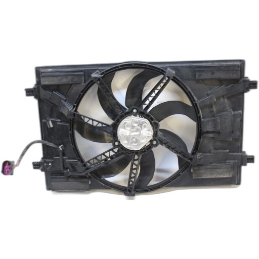 Skoda Octavia III вентилятор радиатора 5q0121203cp