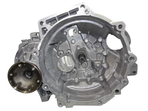 VKMC 03257 - SKF распределительный насос VOLVO C30 S40 II V50 V70 2.0 D