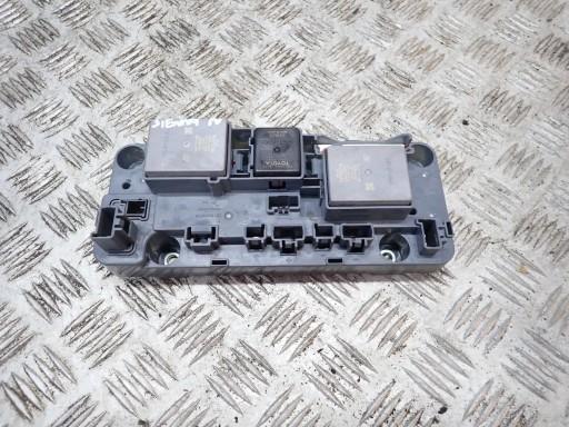 G384B-48010-A - Блок запобіжників Hybrids 2021 Toyota Sienna 2.5 Hybrid