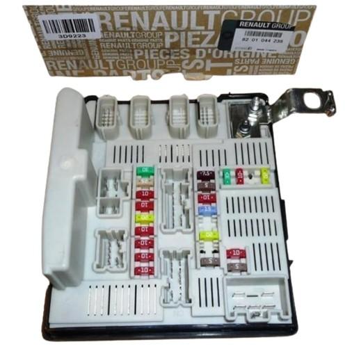 Блок запобіжників 8201044235 Renault Kangoo II Оригінал