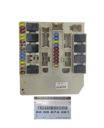 Блок запобіжників clio 3 modus 8200674661