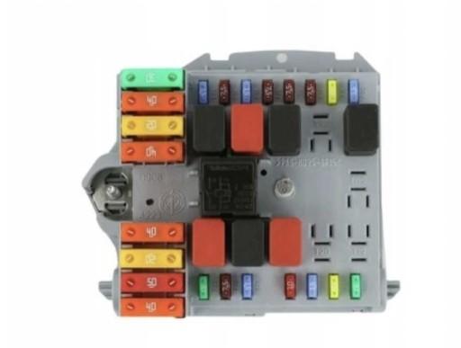 Блок запобіжників fiat oe 1349946080