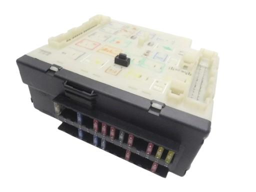 Блок предохранителей Ford Escort/Orion 1990-1995 OE 6696973