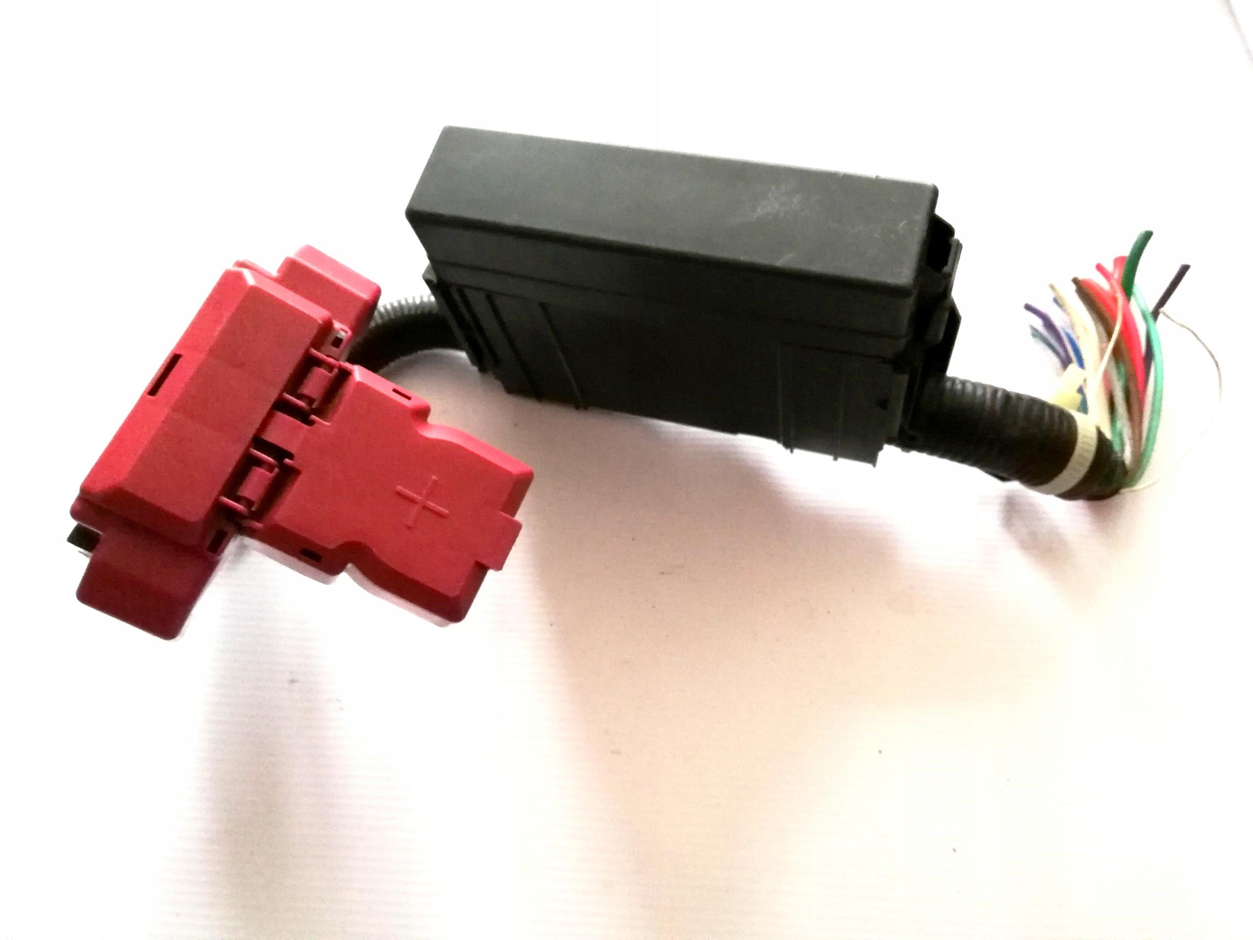 D02-JK91 - Блок предохранителей Nissan Juke 1.2 бензин