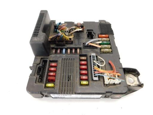 8200306032B - Блок предохранителей UPC Renault Scenic II Megan