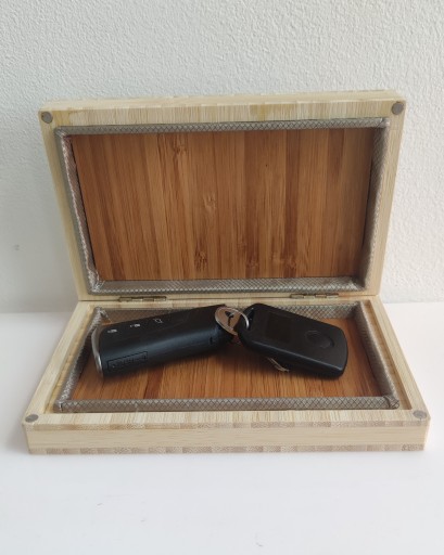 Протизламний ящик для ключів без ключа