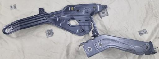 631472178R - Smart 453 631467979r 631426182r кронштейн крила