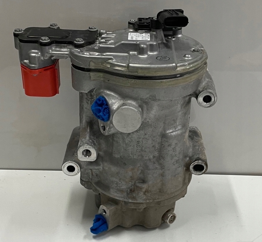 042400-0510 - Компресор кондиціонера 42400-0510 92600 5sa1a Leaf