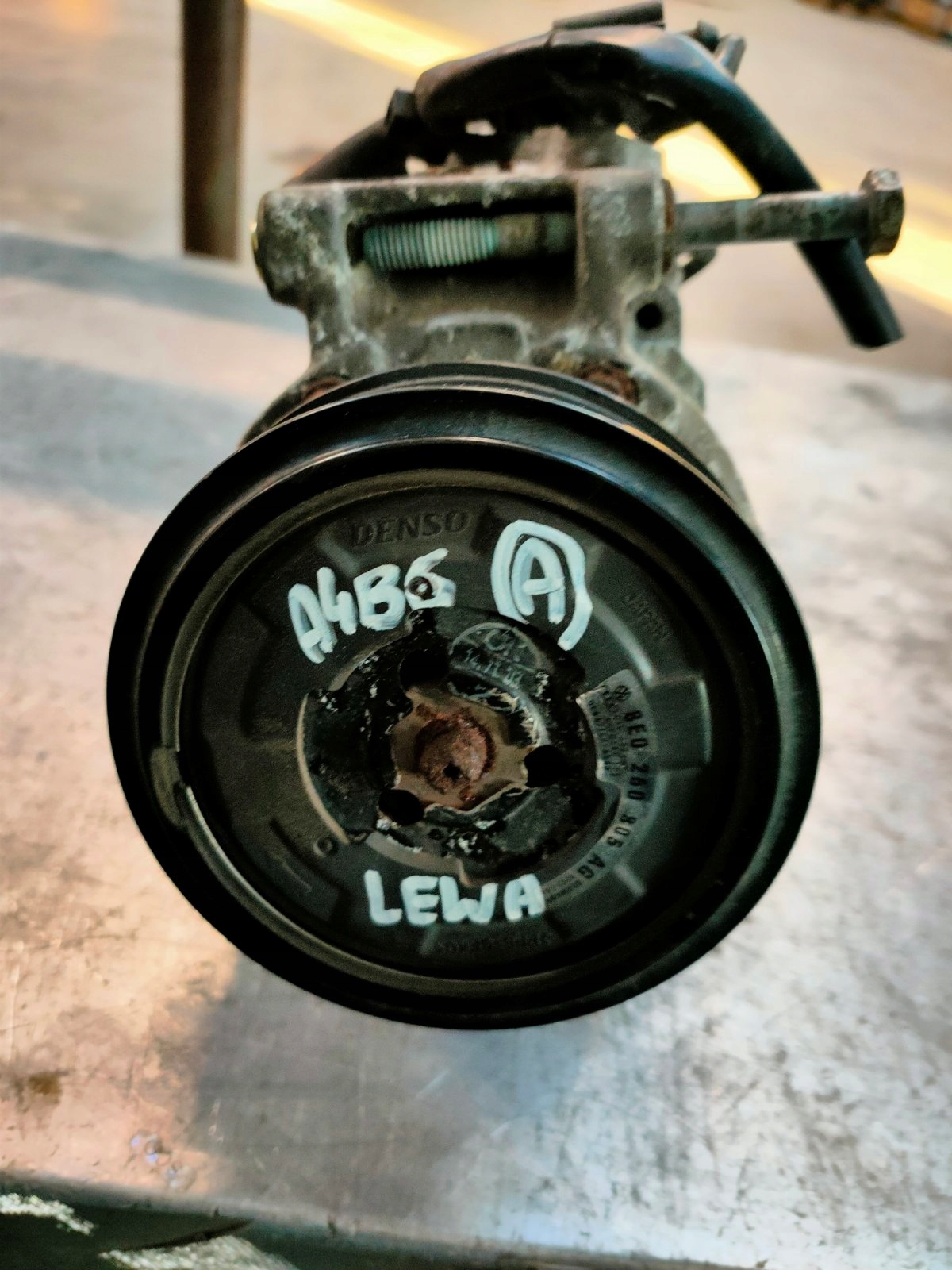 Компрессор кондиционера Ауди А4б6 1.9 ТДИ 4472209530