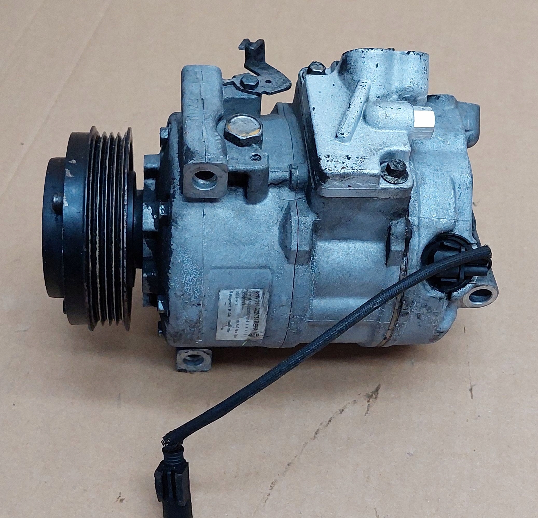 Компресор кондиціонера BMW 5 E60 E61 2.5