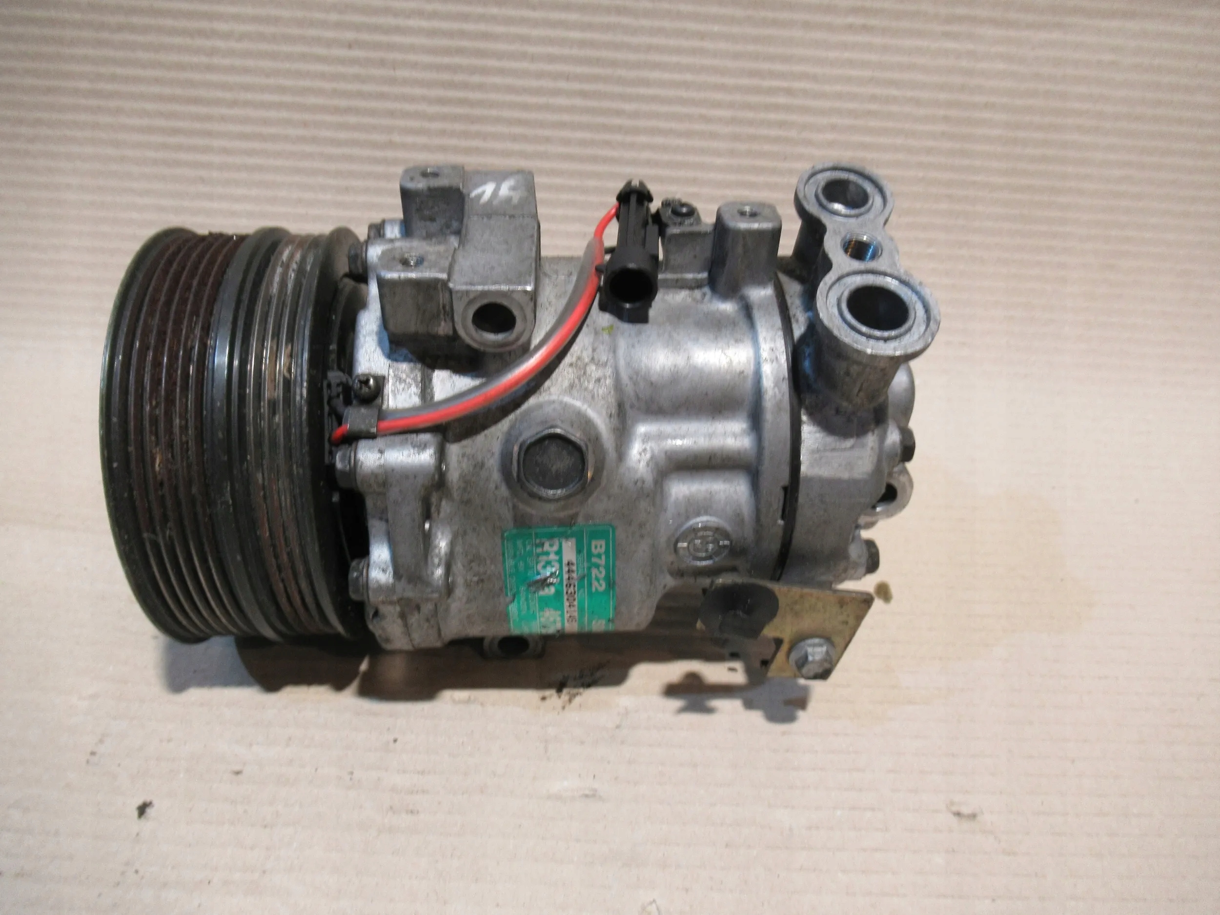 467590360 - Компрессор кондиционера Fiat Stilo 2.4 бензин