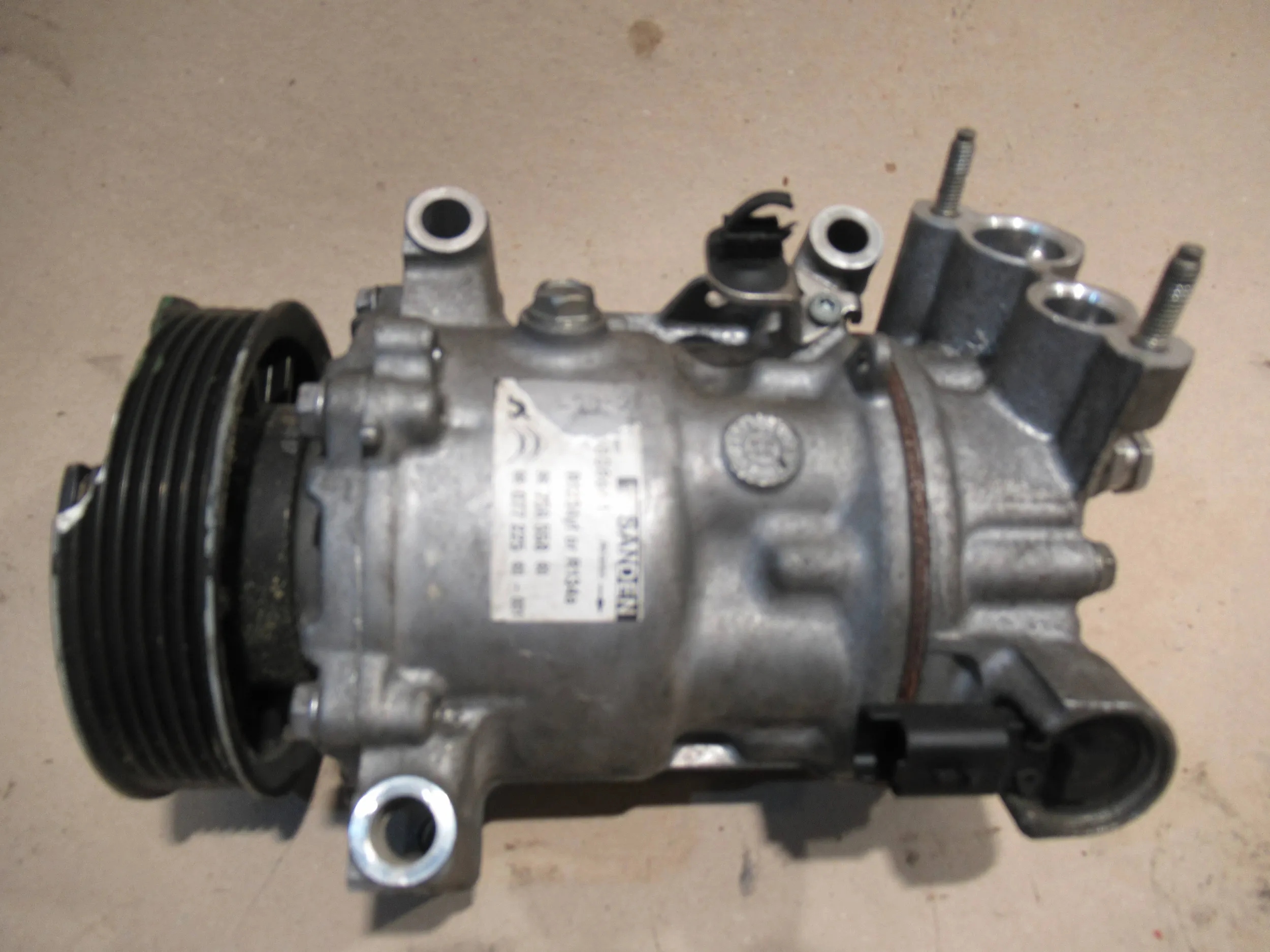 9675655880 - Компресор кондиціонера Peugeot 208 1.2 THP