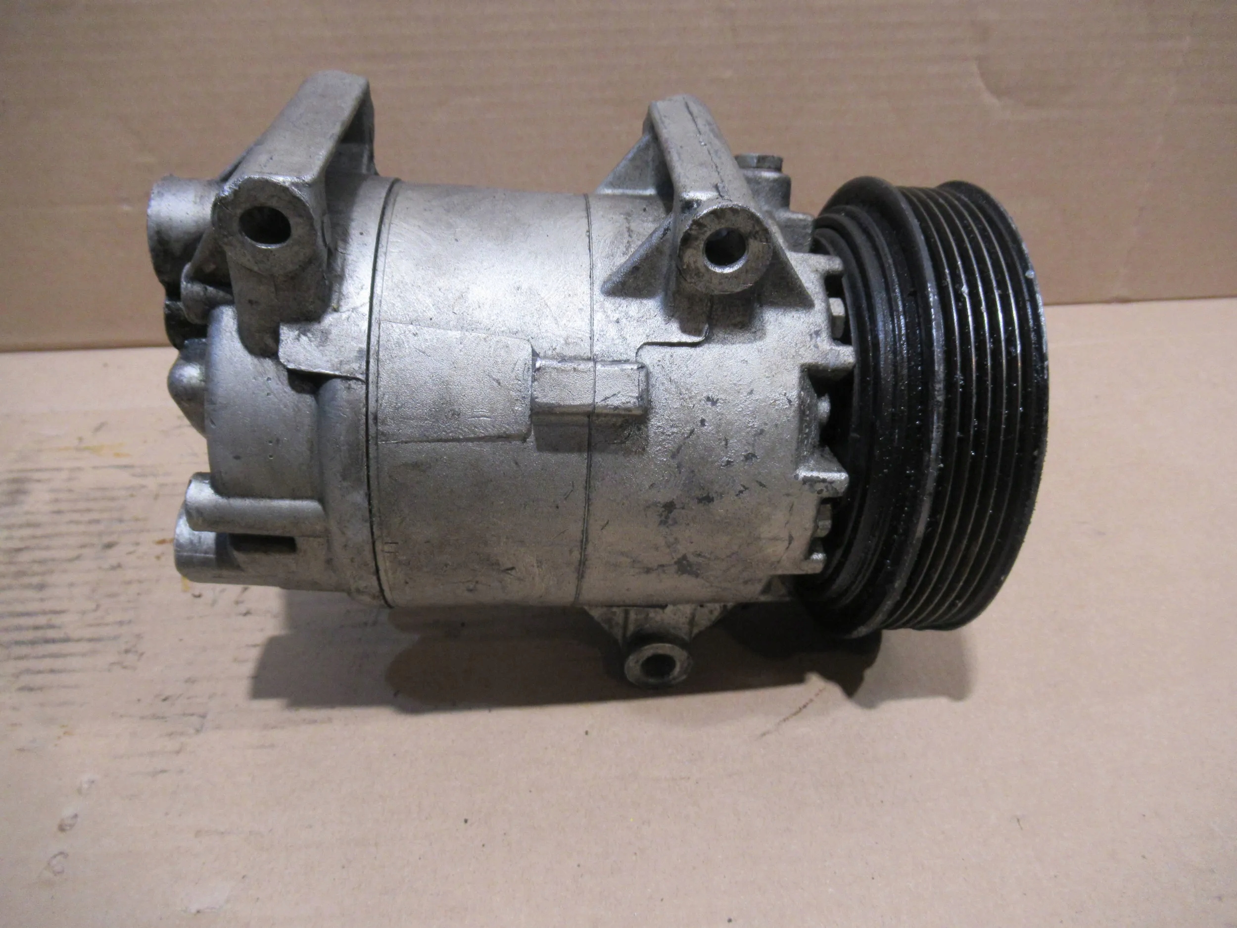 VNM3890 - Компресор кондиціонера Renault Scenic II 1.6 16V