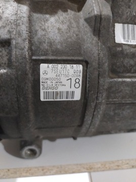 Компрессор кондиционера Denso A0022301811