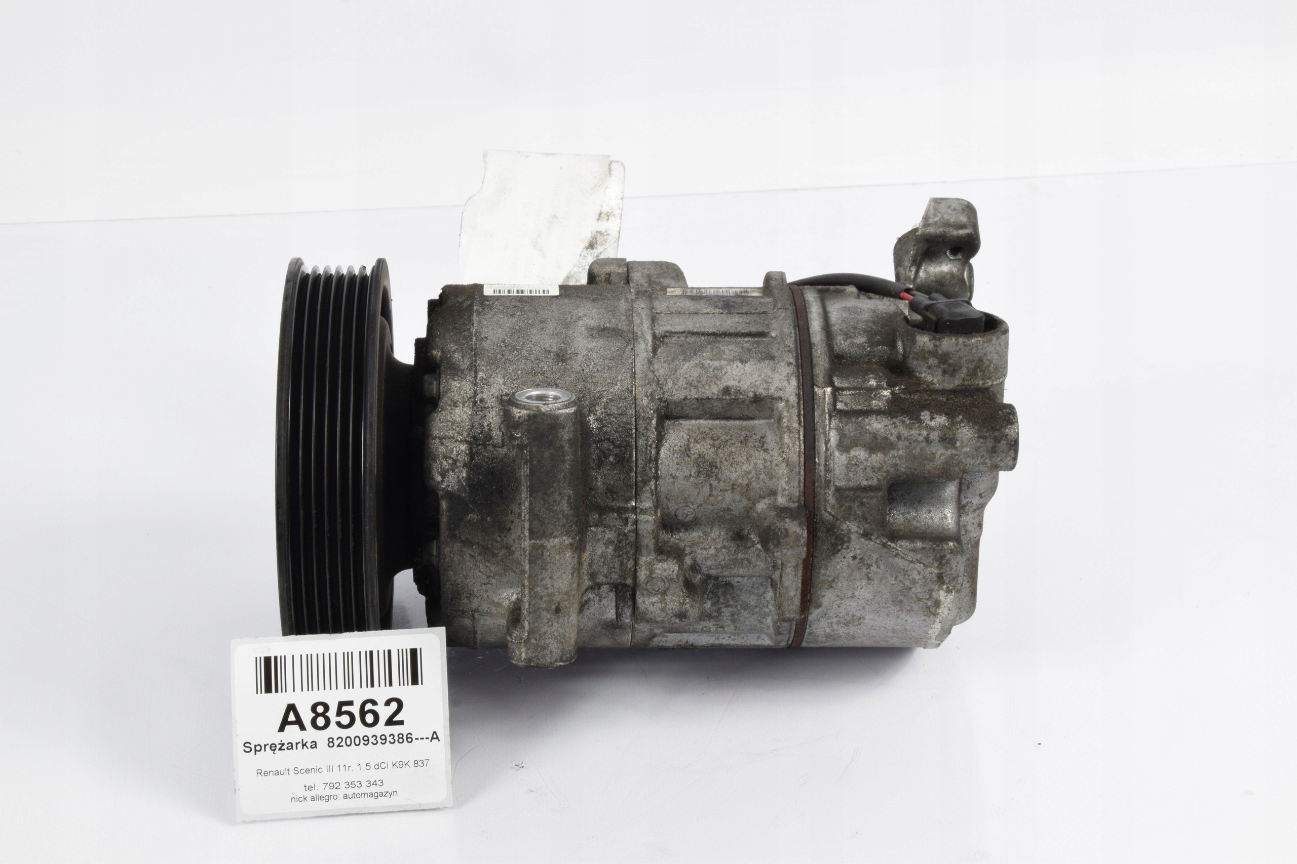 OE8200939386A 8200939386--A - Компрессор кондиционера насос Megane III 3 Scenic