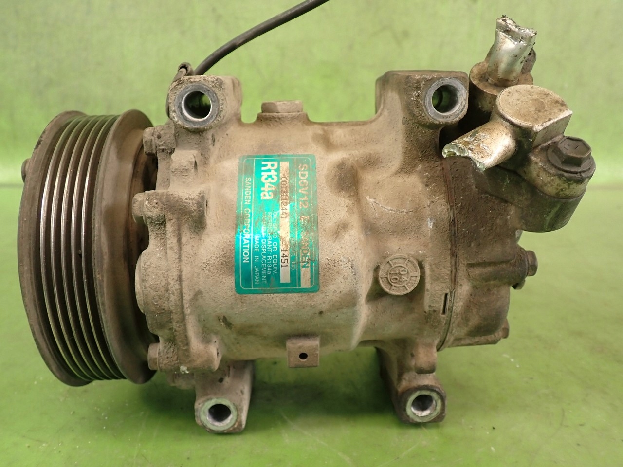 SD6V12 - Компрессор кондиционера SUZUKI LIANA FL