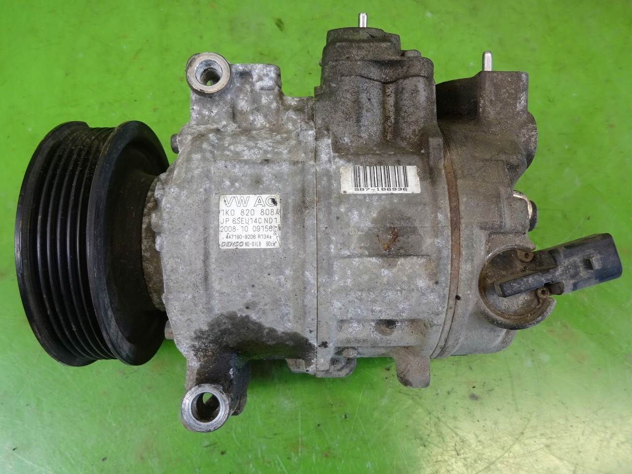 1K0820808A - Компресор кондиціонера VW PASSAT B6 09r