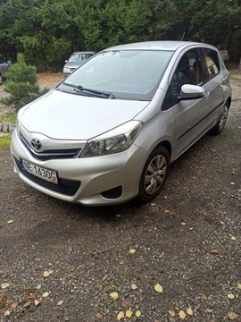 Продается Тойота Ярис 2013г.
