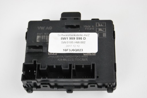 Контролер задніх дверей Audi A3 Q2 Q3 Q5 VW 8W1959595D