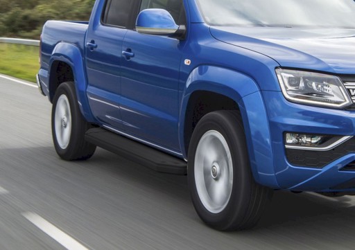 Бічні підніжки VW Amarok 2016-2022 TUV окантовка