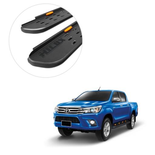 Бічні спідниці пороги TOYOTA Hilux 2019+