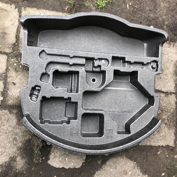 Багажник Toyota Rav4 пінопласт