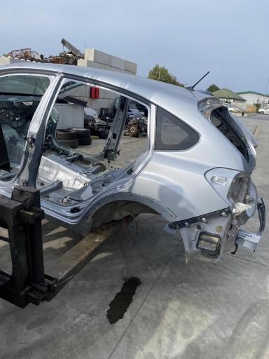 Subaru XV зад, дах, задня четвертина