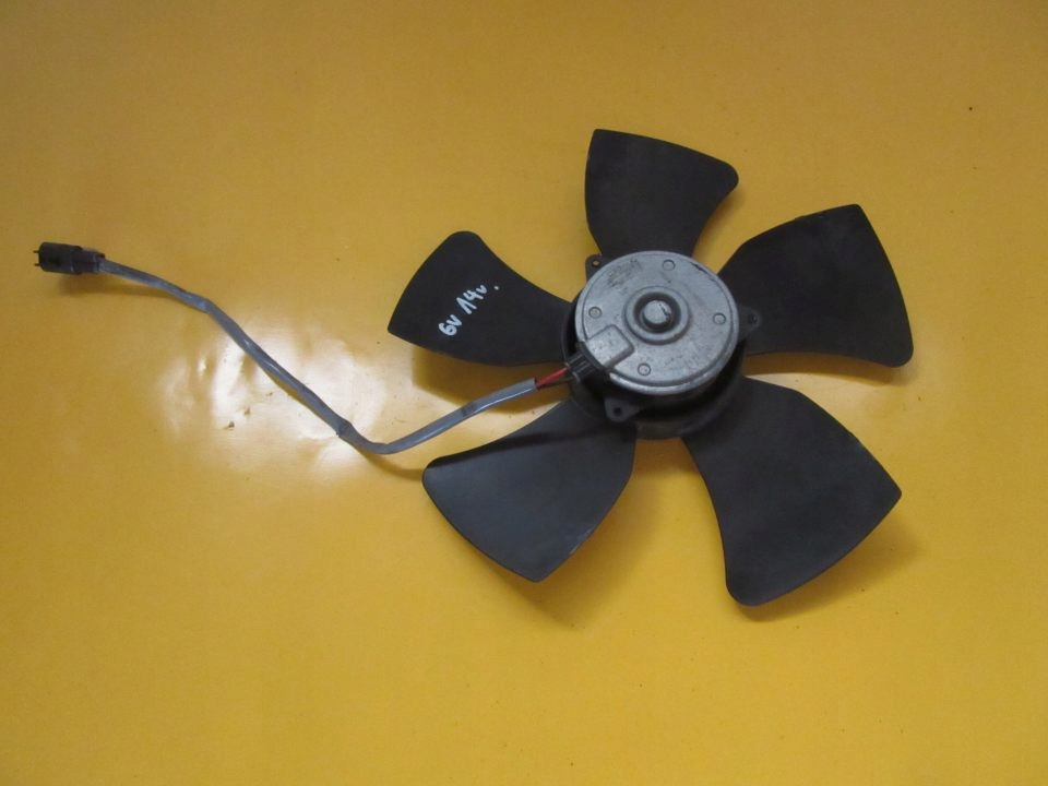 Suzuki Grand Vitara II 1.9 D вентилятор радиатора