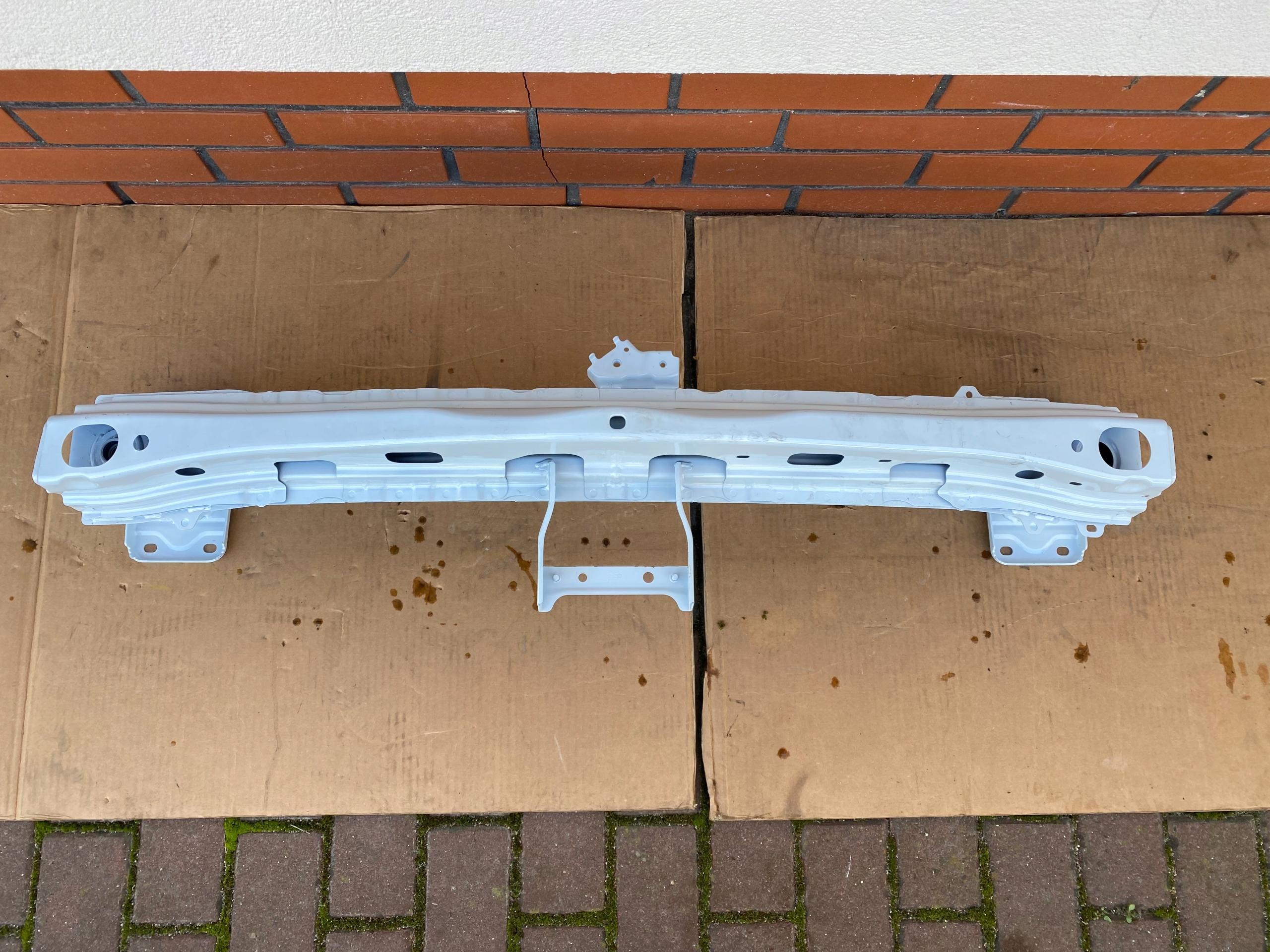 Suzuki Vitara III 15-Промінь новий оригінал білий