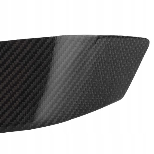 Противотуманная фара переднего бампера