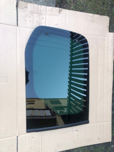 BERLINGO PARTNER III распашное окно левой задней двери, тонированное