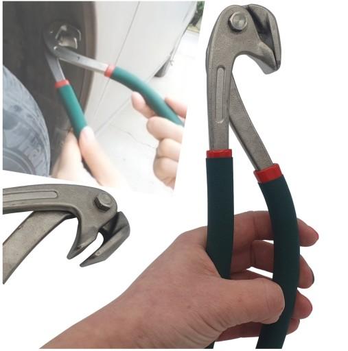 ВЫПРЯМЛЕНИЕ КРОМОК ПЛОСКОГУБЦЫ ДЛЯ РАЗГЛАЖИВАНИЯ КОЛЕСНЫХ АРОК