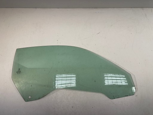 Правое окно Ferrari California F149