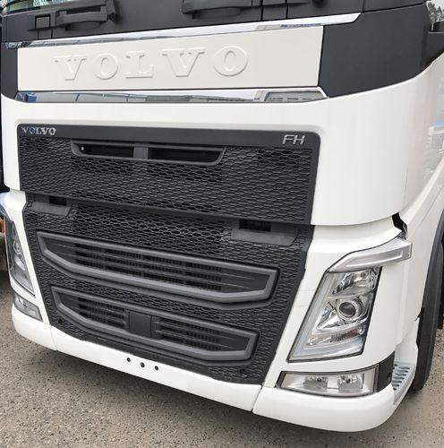 РЕКЛАМНИЙ ЩИТ ДЛЯ ПЕРЕДНЬОЇ РЕШІТКИ VOLVO FH4