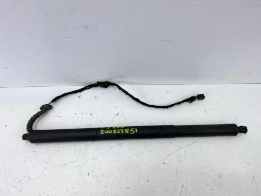 Телескопічний привід заслінки AUDI Q3 8u0 LIFT 8U0827851