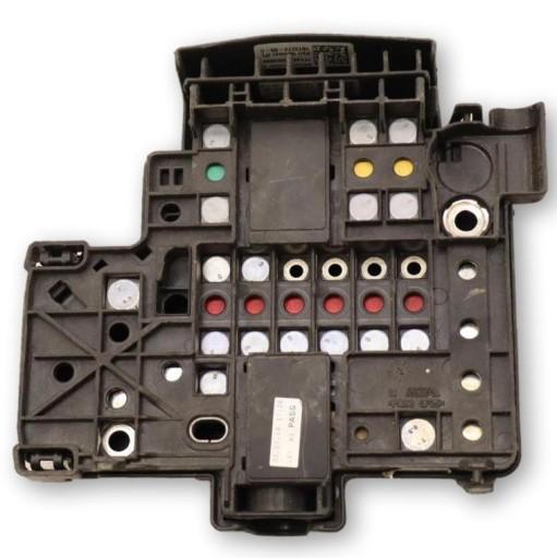 БЛОК ЗАПОБІЖНИКІВ TESLA MODEL S 1013272-00-F