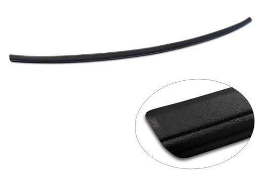 TESLA MODEL Y ЧОРНА ДЕКОРАТИВНА НАКЛАДКА НА ЗАДНИЙ БАМПЕР