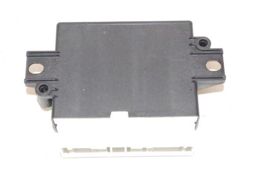 1055891-00-D - TESLA X МОДУЛЬ ECU ДВЕРІ FALCON 1055891-00-D